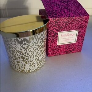 NIB - Lilly Pulitzer Medium Candle - Gold and Pink - Grapefruit Scent 12 oz